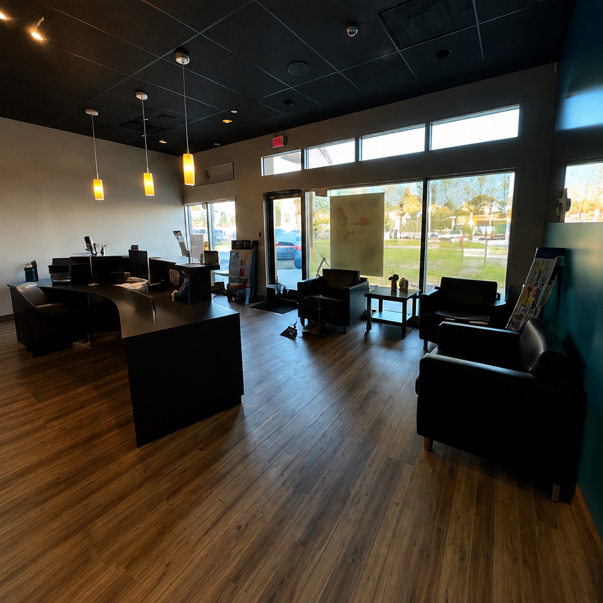 Clean commercial entrance and waiting area for event cleanup in La Jolla